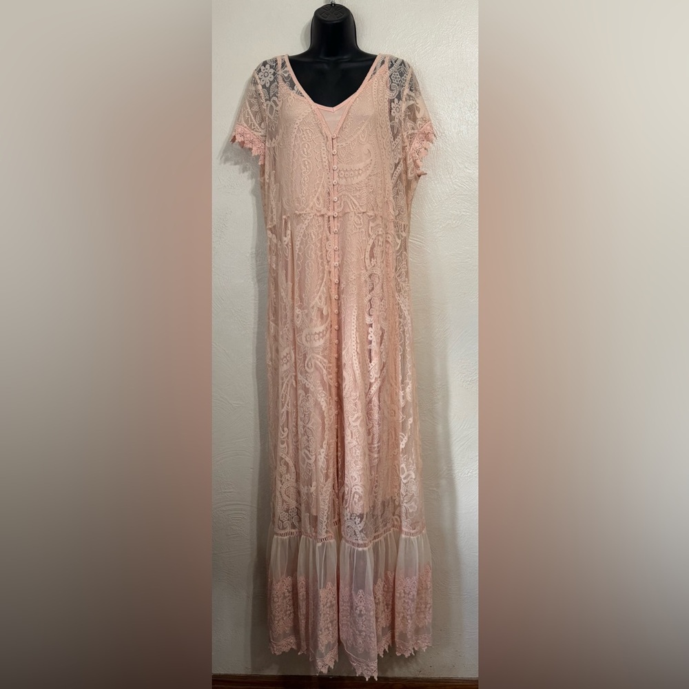 Torrid Peach Lace Maxi Dress - Picture 1 of 17